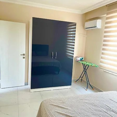 White House Apartment *